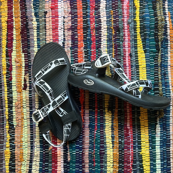 Chacos Women’s size 10 - Picture 3 of 3